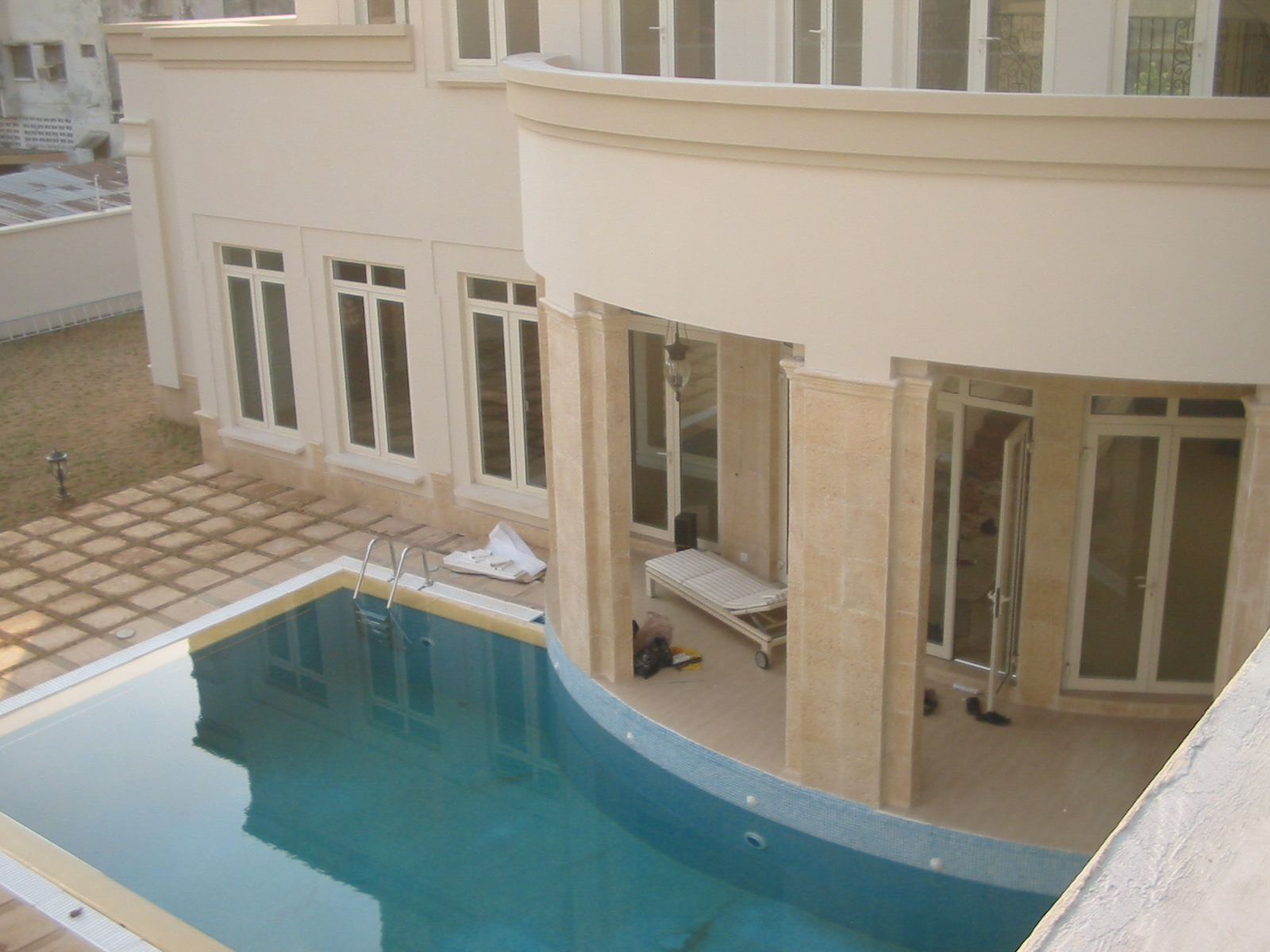 SK3, IKOYI